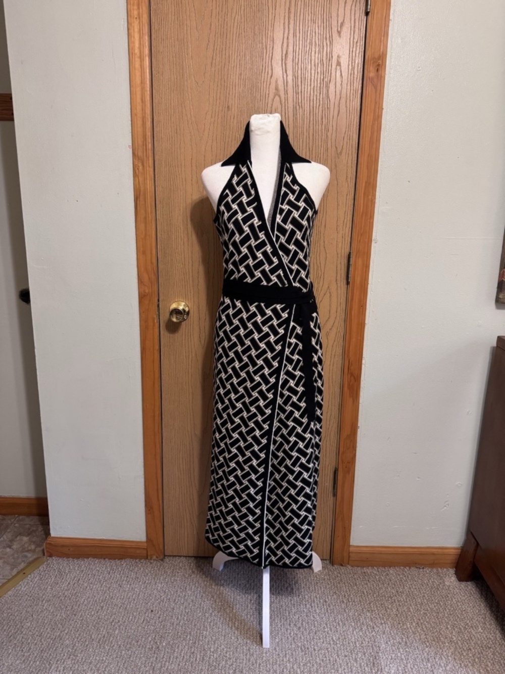Diane Von Furstenberg for Target NWT Medium w/Geometric Print Midi Wrap Dress